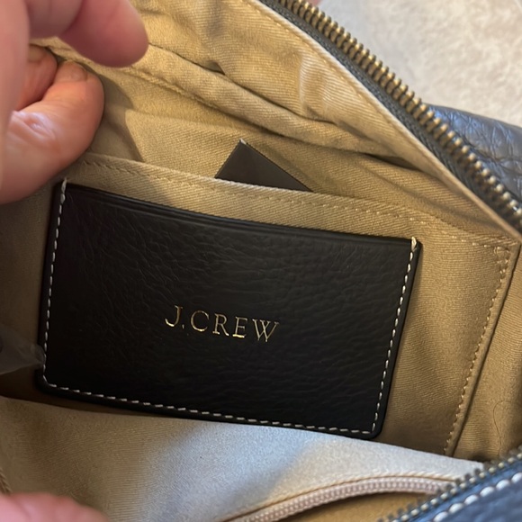 Leather J Crew bag w lock &keys - Picture 4 of 8